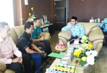 Fokus Selesaikan Tugas, Ahmad Safei Masih Enggan Bicara Pilkada Kolaka Fokus Selesaikan Tugas, Ahmad Safei Masih Enggan Bicara Pilkada Kolaka