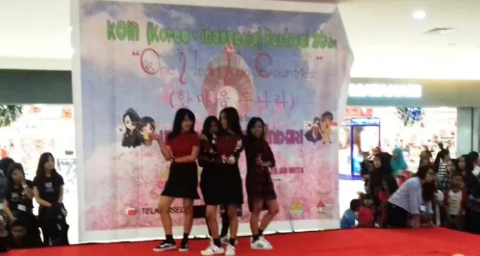 UKLI Kendari Gelar Korean Festival Tanpa Hilangkan Budaya Lokal