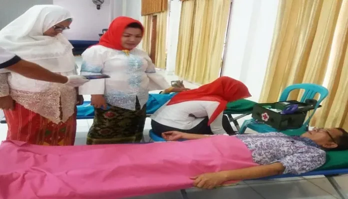 Peringati Hari Ibu, Pemkab Konut Gelar Donor Darah