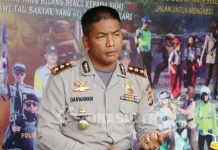 Kapolres Kolaka Turun Langsung Pantau Pilkades Koltim kapolres-kolaka-akbp-darwan-affandy