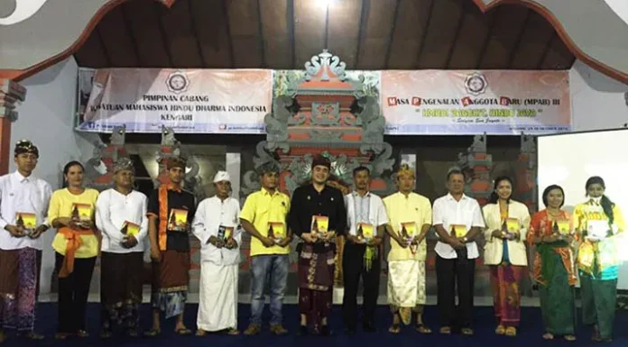 Bedah Buku Sejarah Perkembangan Hindu di Sultra