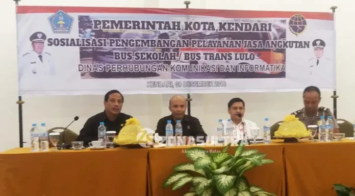 Wujudkan Transportasi Ramah Lingkungan, Dishubkominfo Kendari Sosialisasi Bus Sekolah