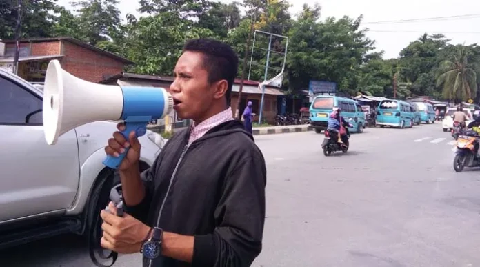 Puluhan Mahasiswa Desak Gubernur Segera Fungsikan Buranga Sebagai Ibu Kota Butur