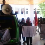 Demo Peringati Hari Anti Korupsi, Gedung DPRD Sultra Kosong Demo Peringati Hari Anti Korupsi, Gedung DPRD Sultra Kosong