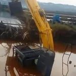 Bantuan Eskavator dari KKP Tenggelam di Empang, Kabid Perikanan Konut Diminta Tanggungjawab Bantuan Eskavator dari KKP Tenggelam di Empang, Kabid Perikanan Konut Diminta Tanggungjawab