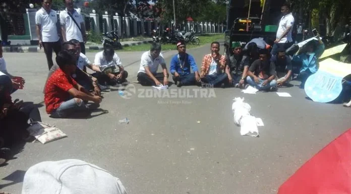 Peringati Hari Anti Korupsi, Konsorsium Mahasiswa Desak Penuntasan Kasus Dugaan Korupsi Sekda Konawe