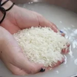 Muluskan Kulit Wajah Dengan Air Beras