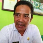 Berlakukan KTR, SMPN 12 Kendari Bakal Keluarkan Siswa yang Kedapatan Merokok Kepala SMPN 12 Kendari, Muh. Saleh