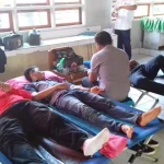 PMR SMAN 9 Kendari Kumpulkan 38 Kantong Darah PMR SMAN 9 Kendari Kumpulkan 38 Kantong Darah