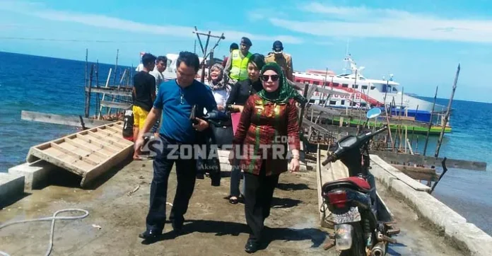 Jembatan Pelabuhan Kapal Cepat di Kabaena Patah