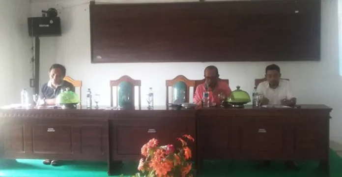 Bertahan Berikan Pelatihan Terhadap Tim Relawan Pemenangan