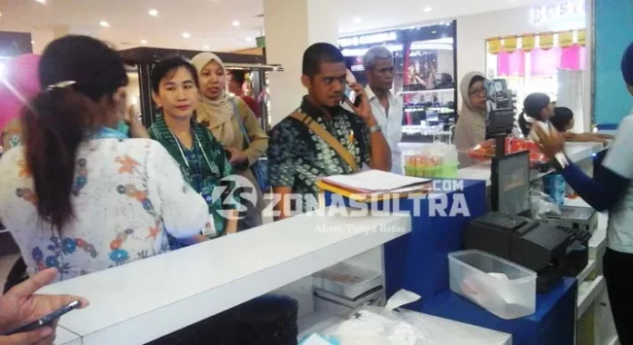 Dua Pusat Perbelanjaan Ini Ditemukan Menjual Makanan Kadaluarsa