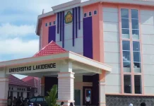 Terjadi Polemik Yayasan, Unilaki Tiadakan Wisuda Hingga 2018 Terjadi Polemik Yayasan, Unilaki Tiadakan Wisuda Hingga 2018