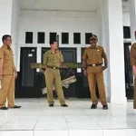 Utang Menumpuk, Kantor BPMD Konut Disegel Pemilik Warung Utang Menumpuk, Kantor BPMD Konut Disegel Pemilik Warung