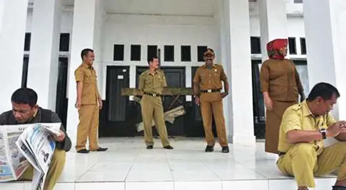 Utang Menumpuk, Kantor BPMD Konut Disegel Pemilik Warung