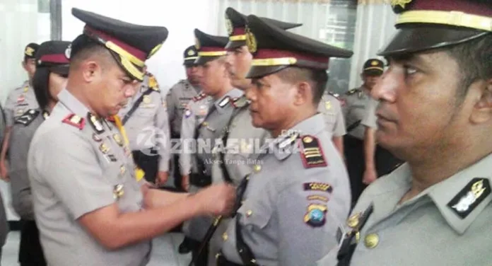 Enam Pejabat di Polres Buton Berganti