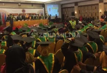 Yulianti Jadi Wisudawan Terbaik STIE 66 Kendari Yulianti Jadi Wisudawan Terbaik STIE 66 Kendari