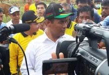 Sikapi Fluktuasi Harga Cabai Menteri Amran Ajak IRT Tanam Cabai di Pekarangan Sikapi Fluktuasi Harga Cabai Menteri Amran Ajak IRT Tanam Cabai di Pekarangan