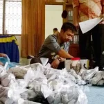 Dikbud Kendari Kumpulkan Jutaan Koin Pendidikan untuk Rehab Rumah Guru dikbud-kendari-kumpulkan-jutaan-koin-pendidikan-untuk-rehab-rumah-guru