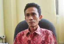 21 November KPU Sultra Gelar Simulasi Pemungutan Suara dengan Kebiasaan Baru Komisioner KPU Sulawesi Tenggara (Sultra) Iwan Rompo