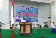 Beri Kuliah Umum di UHO, Mentan Tekankan Mahasiswa Miliki Disiplin Tinggi Menteri Pertanian Andi Amran Sulaiman memberikan kuliah umum