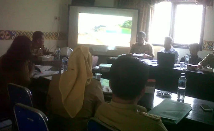 Bangun Pabrik Smelter Perusahaan Nikel Janji Sejahterakan Warga Kabaena