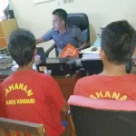 Tiga Tersangka Penipu Multimedia Berhasil Diamankan, Satu Anggota Lapas Tersangka penipuan saat dimintai keterangan di Polres Kendari.
