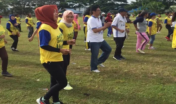 Abdul Rasak Zumba Bersama Ratusan Pendukungnya