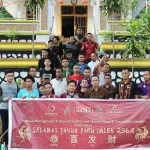 Peringati Tahun Baru Imlek, Grand Clarion Hotel Gelar CSR di Vihara Tekad Maitreya Kendari