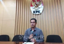 Jelang Putusan Praperadilan, KPK Agendakan Periksa Umar Samiun Hari Ini Tidak Kooperatif, KPK Ancam Beratkan Tuntutan Umar Samiun