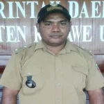 Prihatin Dengan Kondisi Masyarakat, Kades Morombo Gratiskan Penyaluran Raskin Prihatin Dengan Kondisi Masyarakat, Kades Morombo Gratiskan Penyaluran Raskin