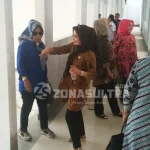 Tinjau Pembangunan Gedung Baru, Anggota DPRD Kendari Pilih Ruangan Masing-masing Tinjau Pembangunan Gedung Baru, Anggota DPRD Kendari Pilih Ruangan Masing-masing