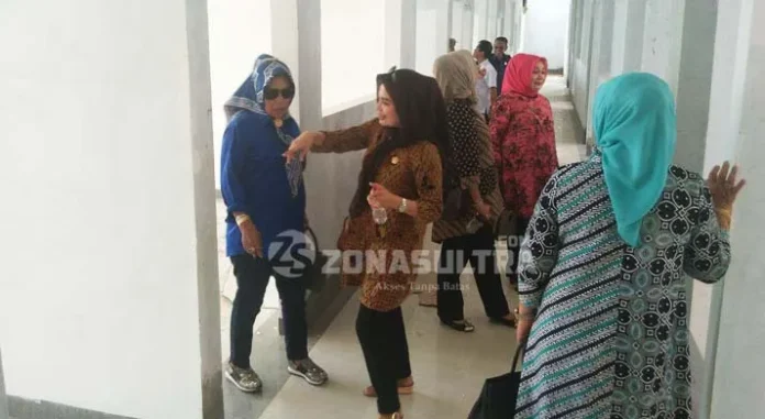 Tinjau Pembangunan Gedung Baru, Anggota DPRD Kendari Pilih Ruangan Masing-masing