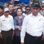 Berkunjung ke Konsel, Menteri Amran Cerita Kenangan Bekerja di Perusahaan Perkebunan Berkunjung ke Konsel, Menteri Amran Cerita Kenangan Bekerja di Perusahaan Perkebunan