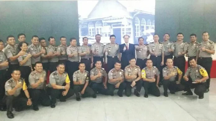 Polda Sultra Raih Juara Dua Lomba Pengembangan Polmas