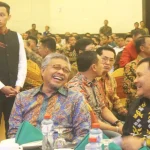 Didepan Kapolda Baru Nur Alam Curhat Soal Kasus Hukum Yang Membelitnya Didepan Kapolda Baru Nur Alam Curhat Soal Kasus Hukum Yang Membelitnya