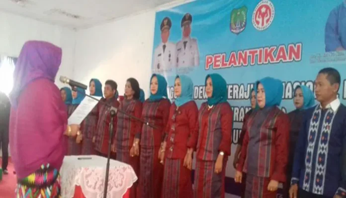 Dekranasda Terbentuk, Pemda Berharap Industri Kerajinan di Koltim Bisa Berkembang