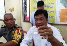 Jadi Pengedar Narkoba, Pegawai Honorer Kantor Depag Diringkus di Depan SPBU THR Jadi Pengedar Narkoba, Pegawai Honorer Kantor Depag Diringkus di Depan SPBU THR