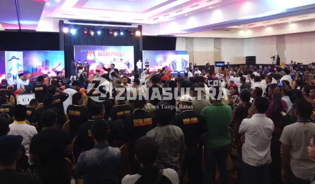 suasana debat Pendukung Razak dan ADP Saling Teriak di Sesi Terakhir Debat