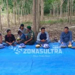 Penuhi Janji Kampanye Umar Arsal Ajak Sejumlah Kades di Konsel Liburan ke Bali Penuhi Janji Kampanye Umar Arsal Ajak Sejumlah Kades di Konsel Liburan ke Bali