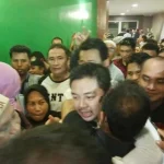 Ribuan Pendukung ADP Padati Hotel Zahra Kendari Ribuan Pendukung ADP Padati Hotel Zahra Kendari