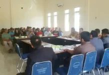 Tidak Terima Pasar Dipindahkan, Puluhan Warga Desa Tawainalu Demo DPRD Koltim Tidak Terima Pasar Dipindahkan, Puluhan Warga Desa Tawainalu Demo DPRD Koltim