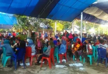 Ribuan Masyarakat Serbu Rumah Rajiun Saksikan Real Count Ribuan Masyarakat Serbu Rumah Rajiun Saksikan Real Count