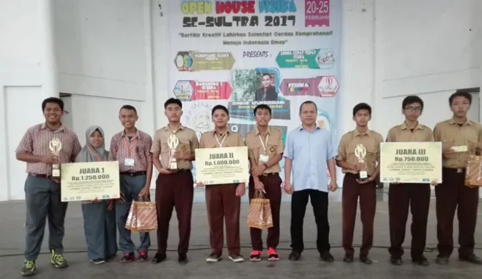 SMAN 2 Raha Raih Juara I LCT OHF 2017