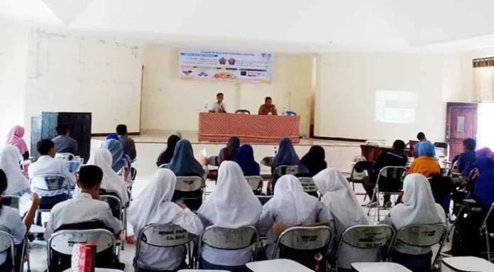 Tumbuhkan Minat Pemuda Terhadap Karya Tulis, LSIP UHO Gelar Pekan Ilmiah