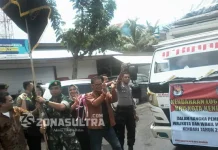 10 Truk Mulai Distribusikan Logistik Pilwali ke Kelurahan 10 Truk Mulai Distribusikan Logistik Pilwali ke Kelurahan