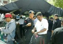 Pleno Rekapitulasi Perolehan Suara Pilkada Buton Diwarnai Unjuk Rasa Pleno Rekapitulasi Perolehan Suara Pilkada Buton Diwarnai Unjuk Rasa