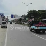 Warga Antusias Datang ke TPS, Sejumlah Jalan Protokol di Kendari Lengang Warga Antusias Datang ke TPS, Sejumlah Jalan Protokol di Kendari Lengang