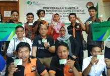 BPJS Ketenagakerjaan Bagikan Kartu Kepesertaan pada 600 Anggota Panwaslih Kendari BPJS Ketenagakerjaan Bagikan Kartu Kepesertaan pada 600 Anggota Panwaslih Kendari