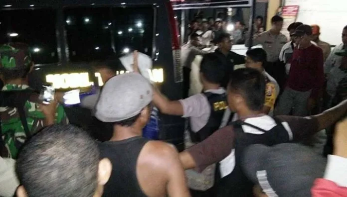 Dugaan Money Politik, Dua Orang Tim Paslon Beramal Saleh Diamankan Polisi